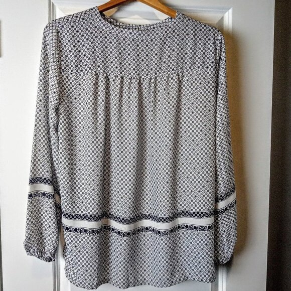 Loft B&W Print LS Top - Picture 2 of 4